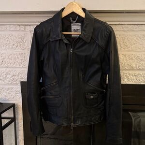 Women’s Harley Davidson Fitted Black Leather Jacket. Sz M